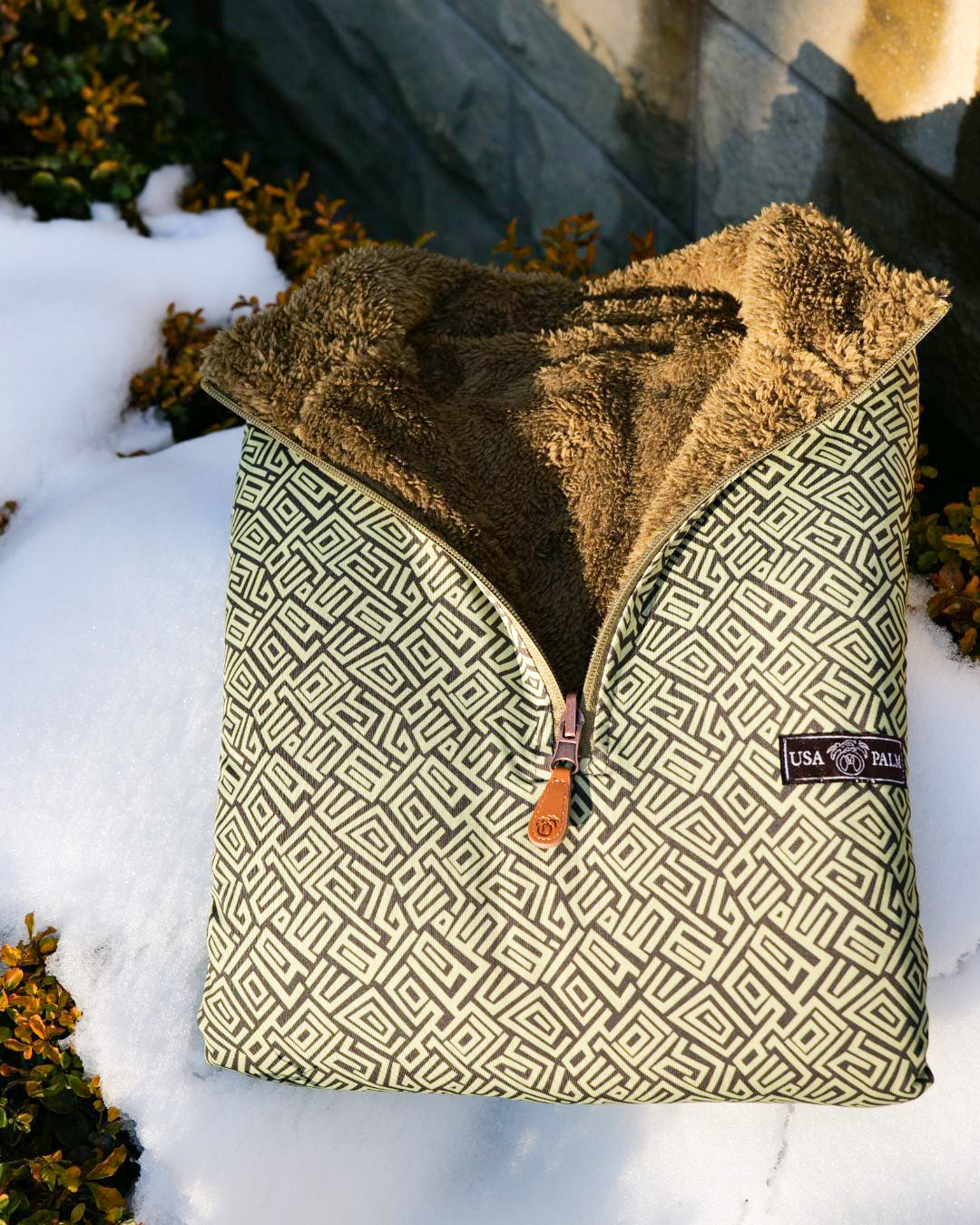 Reversible Light Sherpa 1/4 Zips