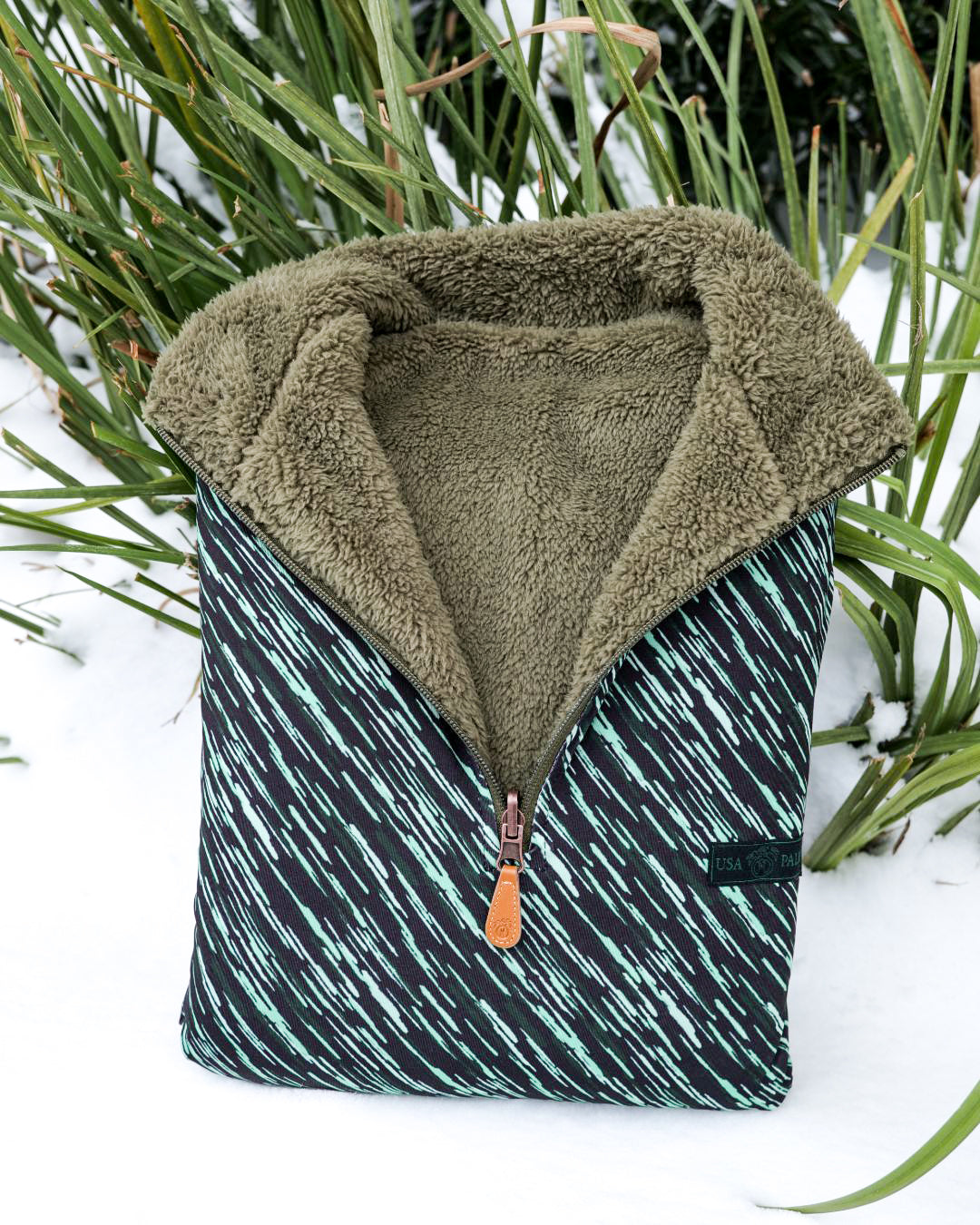 Reversible Light Sherpa 1/4 Zips