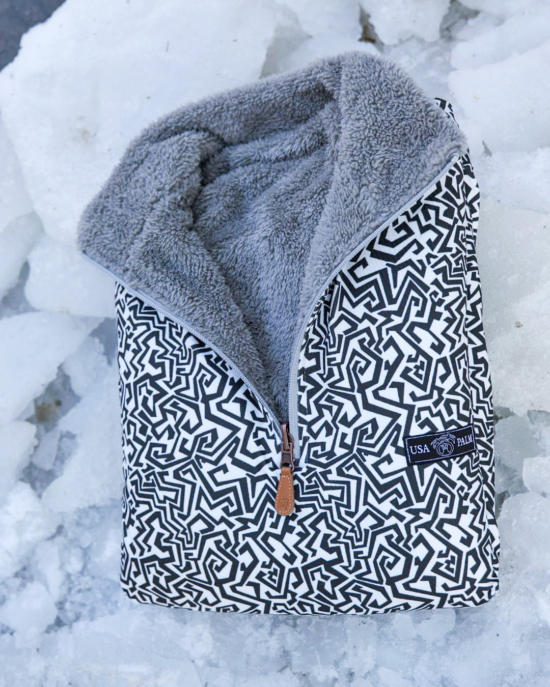 Reversible Light Sherpa 1/4 Zips