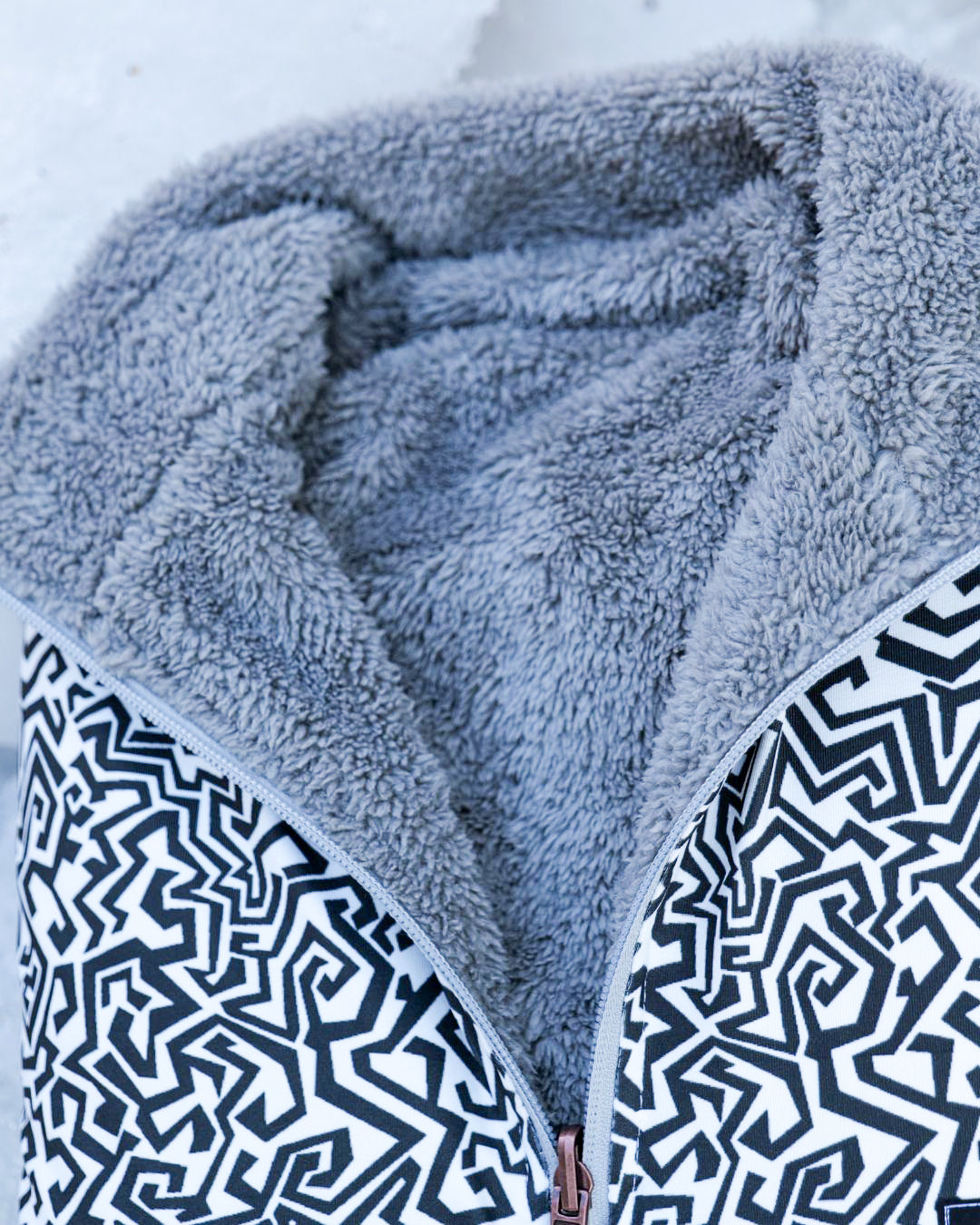 Reversible Light Sherpa 1/4 Zips