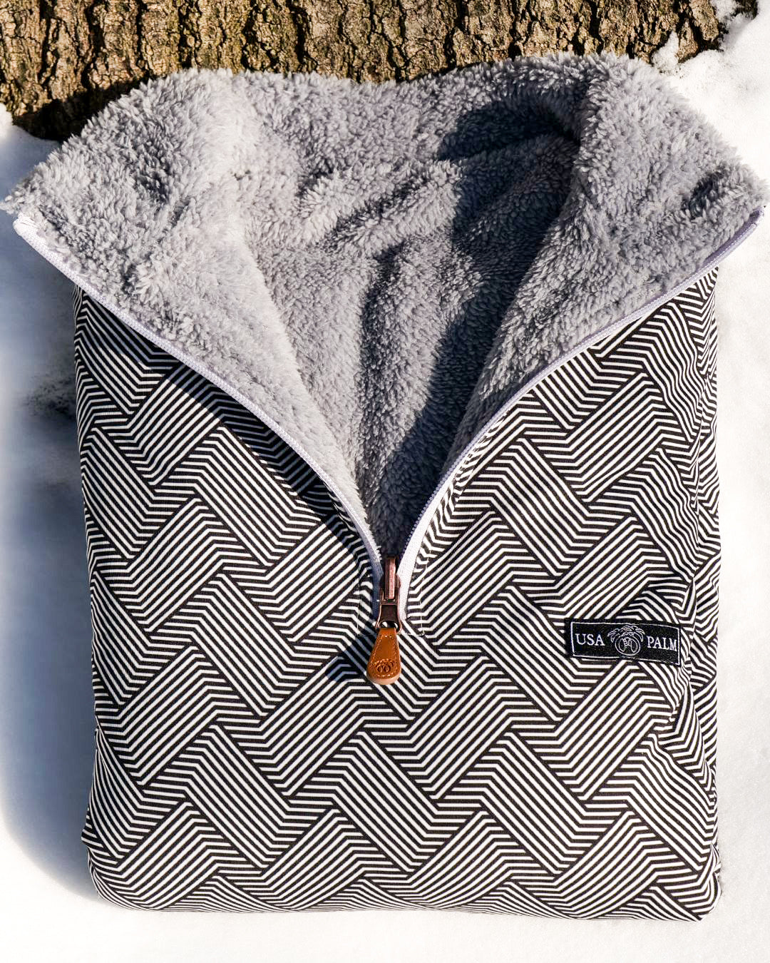 Reversible Light Sherpa 1/4 Zips