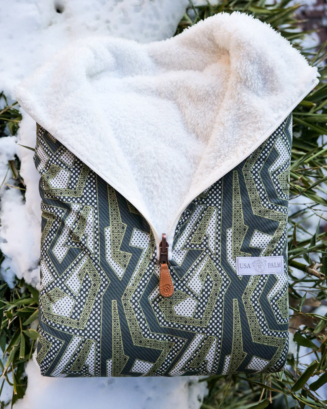 Reversible Light Sherpa 1/4 Zips